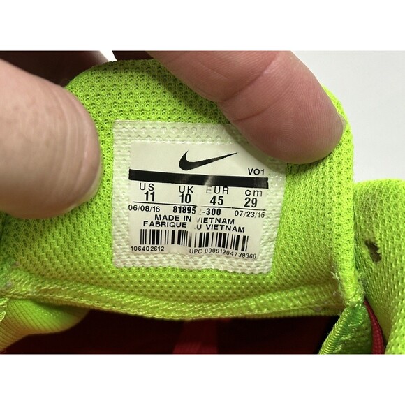 Nike KB Mentality 2 Grinch Shoes Size 11 Electric Green/Black/Volt 818952-300